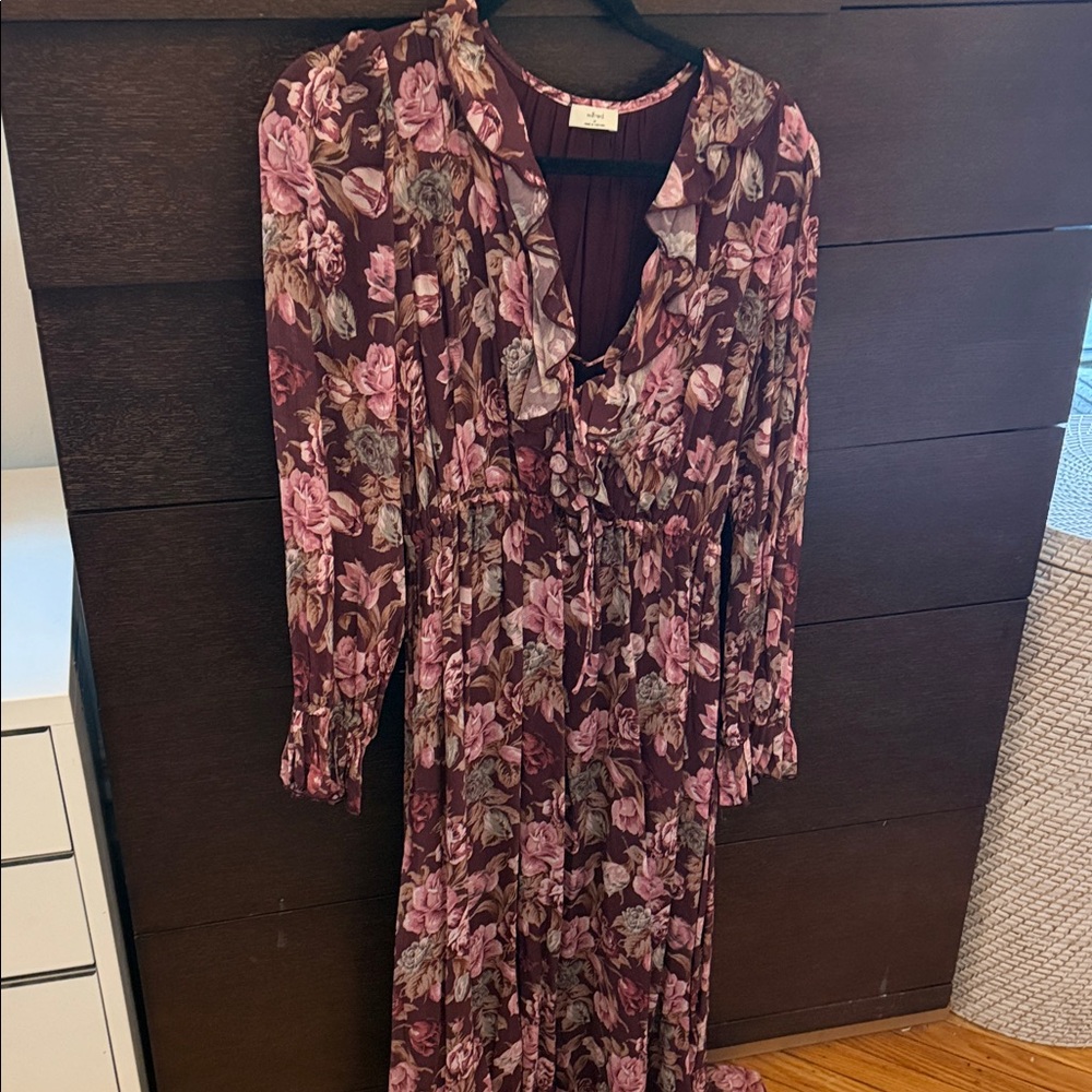 Wilfred (Aritzia) Burgundy and Pink Floral Long Sleeve Dress